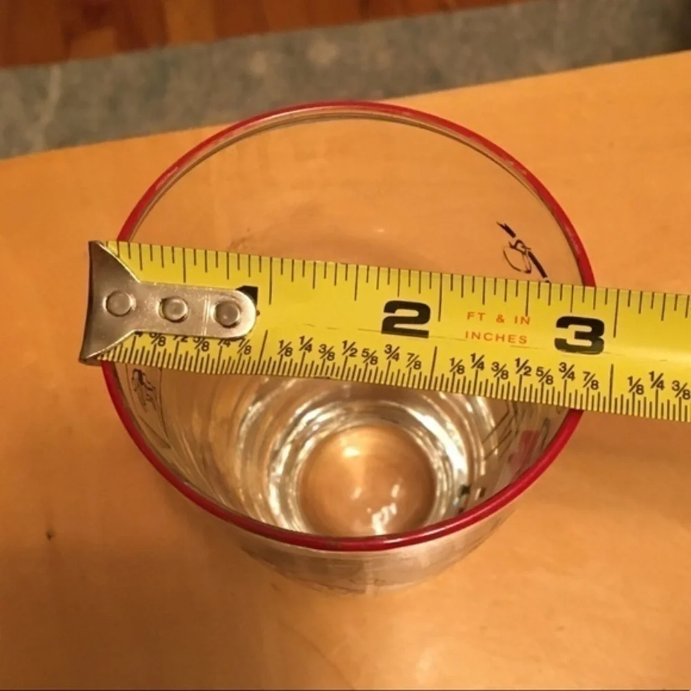 Rare Vintage Swanky Swig Cocktail Glass Gentlemen Toasting Cheers